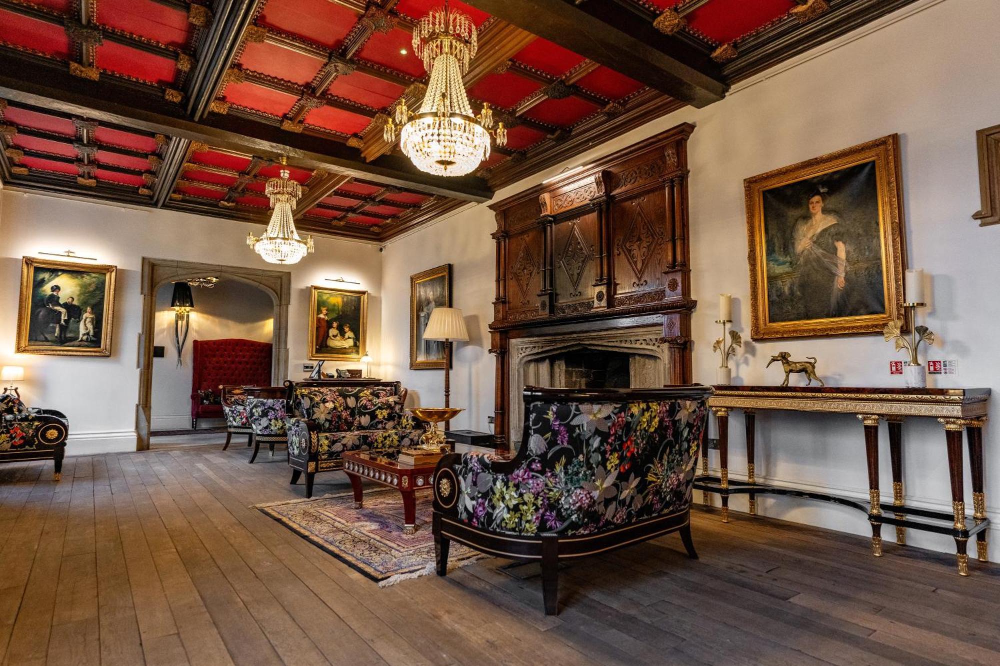 Weston Manor Hotel Eksteriør bilde