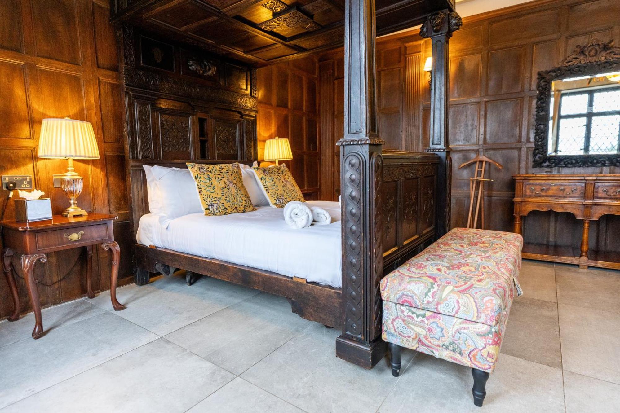 Weston Manor Hotel Eksteriør bilde