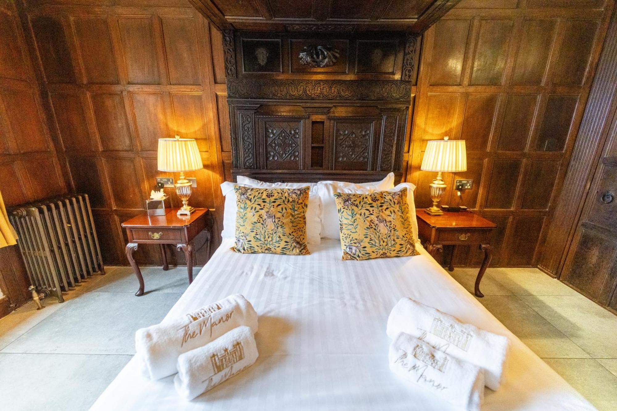 Weston Manor Hotel Eksteriør bilde