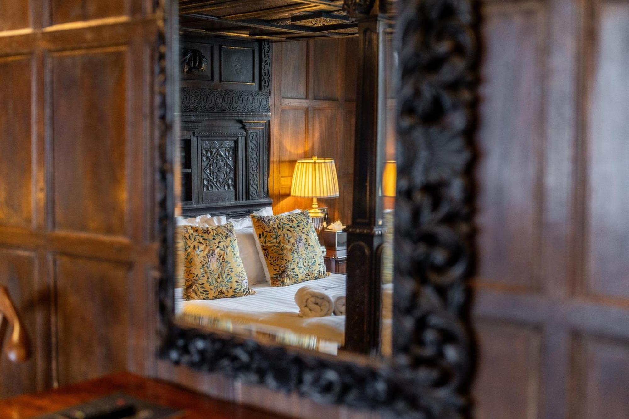 Weston Manor Hotel Eksteriør bilde
